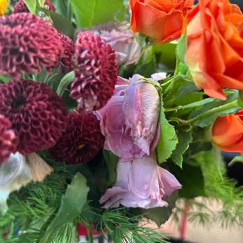 Solmuş Çiçekler Ve Sorunlu Teslimat Deneyimi