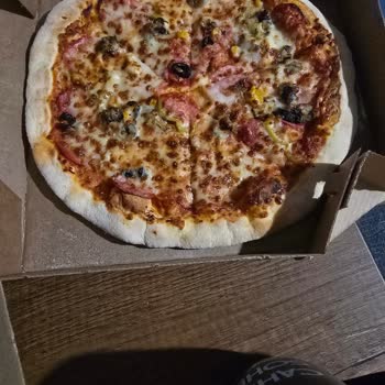 Soğuk Ve Eksik Teslim Edilen Pizza Siparişi Sonrası Çözülmeyen Müşteri Hizmetleri Sorunu