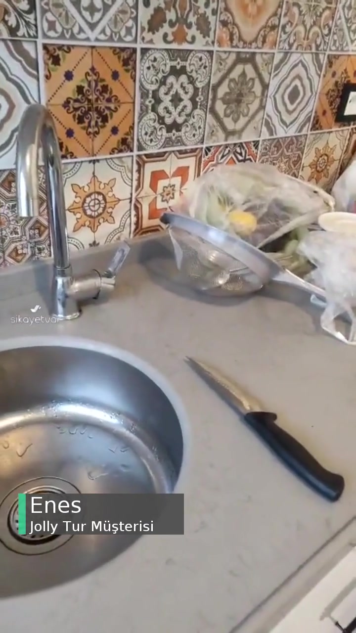 Jolly Tur Problem Olduğunda Ortada Yok! videonun kapak resmi