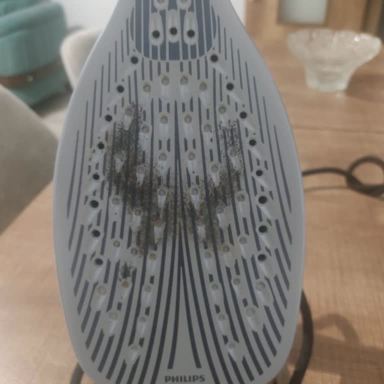 Philips Azur 7500 Ütümde Garanti Kapsamında Ücret Talebi Ve Servis Sürecinde Mağduriyet