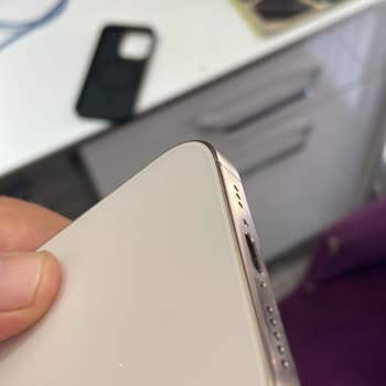 İphone 16 Pro Arka Kapak Sorunu Garanti Kapsamına Alınmadı