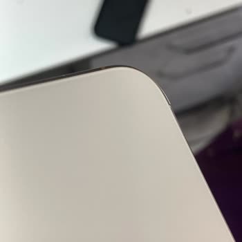 İphone 16 Pro Arka Kapak Sorunu Garanti Kapsamına Alınmadı