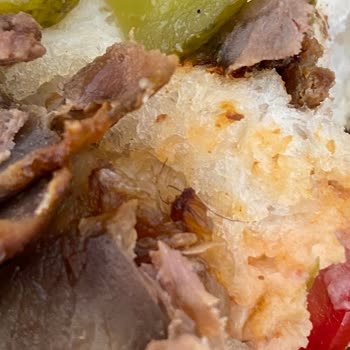 Siparişimde Hijyen Sorunu Ve Yetersiz Destek: Dönerde Kıl Ve Aşırı Yağ