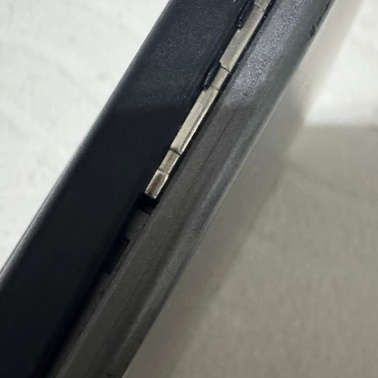 Casper Nirvana Dizüstü Bilgisayarımın Menteşe Sorunu Hayal Kırıklığına Uğrattı