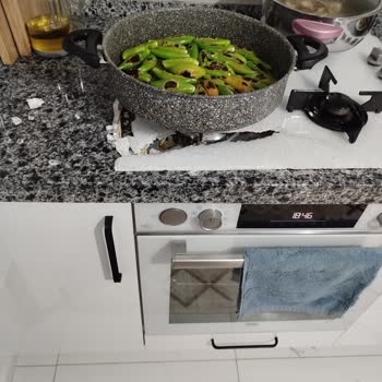 Beko Ankastre Ocak Patladı: Hamile Ve Çocuklu Evde Büyük Tehlike Atlattık