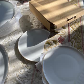 Kırık Ve Eksik Ürünlerim Aylar Geçmesine Rağmen Teslim Edilmedi