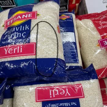 BİM'den Alınan Pirinçte Kurtlanma Ve Çalışanların İlgisizliği