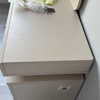 Hasarlı Ürünler Ve Eksik Montaj Malzemeleri Teslim Edildi, Sorunlar Çözülmüyor