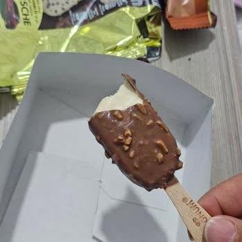 Bozuk Dondurma Ve İlgisiz Müşteri Hizmetleri Mağduriyeti