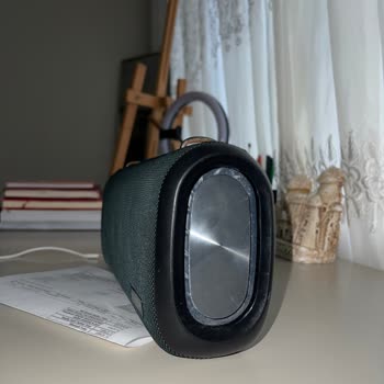 Reeder Garanti Kapsamındaki Bluetooth Hoparlör İçin Yüksek Ücret Talebi ve Cızırtı Sorunu