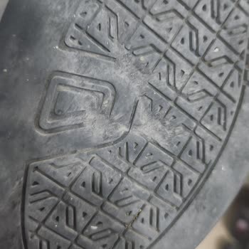 2 Ayda Aşınan Puma Ayakkabıma FLO'dan Garanti Desteği Alamadım