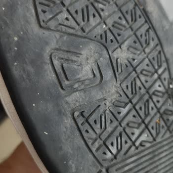 2 Ayda Aşınan Puma Ayakkabıma FLO'dan Garanti Desteği Alamadım