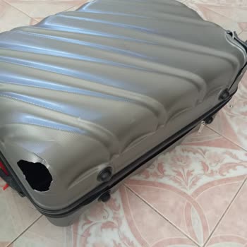 Amsterdam Uçuşunda Fazla Bagaj Ücreti Ve Kaybolan Eşyalar Mağduriyeti