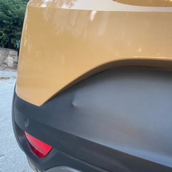 Sıfır Araçta Benzin Kapağı Ve Tampon Sorunu Serviste Çözülmedi