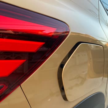 Sıfır Araçta Benzin Kapağı Ve Tampon Sorunu Serviste Çözülmedi