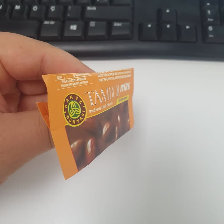 Aldığım Çikolatanın İçi Tamamen Boş Çıktı Nedenini Öğrenmek İstiyorum