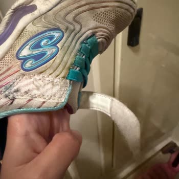 Skechers Ayakkabının Cırt Cırtı Kısa Sürede Bozuldu, Değişim Talebim Reddedildi