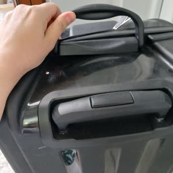 İlk Kullanımda Kırılan Valiz İçin Boyner'den Çözüm Alamadım