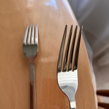 Çatal Kaşık Setinde Paslanma Sonrası İade Süreci Sonuçlanmadı, Ücretim Ödenmedi