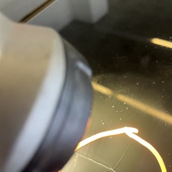 Tesla Model Y Cam Tavanında Nedensiz Çatlak Ve Garanti Sorunu