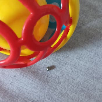 Bebek Oyuncağından Çıkan Boncuk Güvenlik Riski Oluşturdu