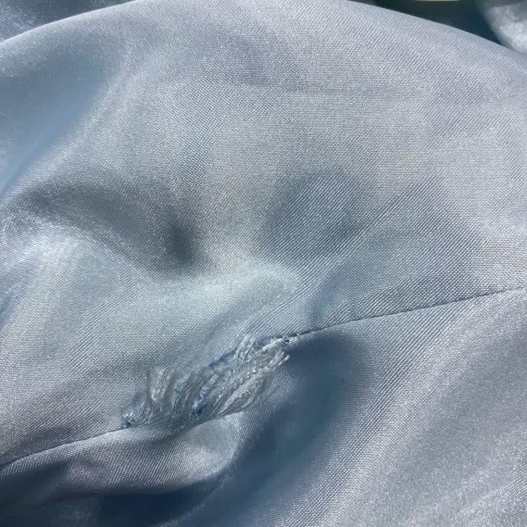 Kusurlu Elbise Gönderimi Ve İade Sorunu Nedeniyle Mağduriyet