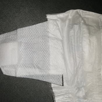 Bebek Bezinde Keskin Yabancı Cisim Çıktı, Kullanılamaz Durumda