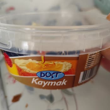 Dost Kaymak Ürününde Kıl Çıkması Hijyen Endişesi Yarattı