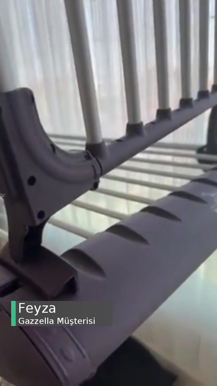 Gazzella Çamaşır Kurutmalığım Kırıldı! videonun kapak resmi