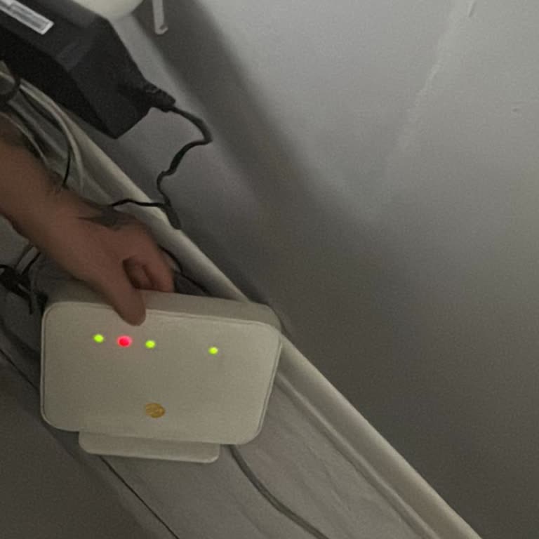 Fiber Kablomun Korumasız Bırakılması Nedeniyle Sürekli Kopma Ve Mağduriyet Yaşıyorum