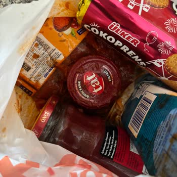 Kırık Ve Dökülen Ürünler, Eksik Teslimat Ve Yetersiz Kurye Hizmeti