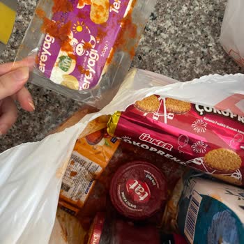 Kırık Ve Dökülen Ürünler, Eksik Teslimat Ve Yetersiz Kurye Hizmeti