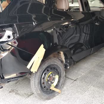 Hyundai Akbak Plaza'da 4 Aydır Tamamlanmayan Araç Onarımı Ve Belirsiz Teslim Tarihi