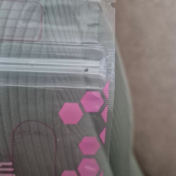 BİM Süt Saklama Poşetinde Hijyen Sorunu Ve Güvenlik Endişesi Yaşadım