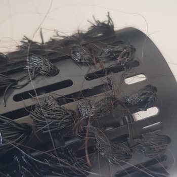 Grundig Saç Şekillendirici Sürekli Arızalanıyor, Kalıcı Çözüm Sunulmuyor