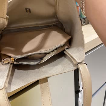 Eksik Parçalı Çanta Ve Mağaza Personelinin Saygısız Davranışı Nedeniyle Hayal Kırıklığı