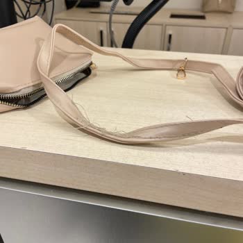 Eksik Parçalı Çanta Ve Mağaza Personelinin Saygısız Davranışı Nedeniyle Hayal Kırıklığı