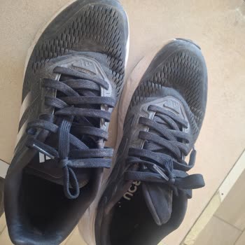 Kısa Sürede Yırtılan Adidas Questar Ayakkabı Ve Olumsuz İnceleme Sonucu