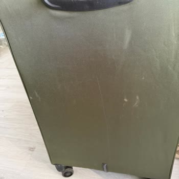 Boynerden Aldığım Valiz Seti Kirli Ve Çizik Çıktı Değişim Süreci Mağduriyet Yaratıyor