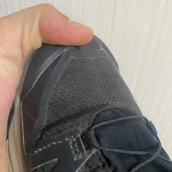 Ayakkabım Hem Yırtıldı Hem De İncelemede Bağcıkları Kırıldı, Çözüm Alamadım