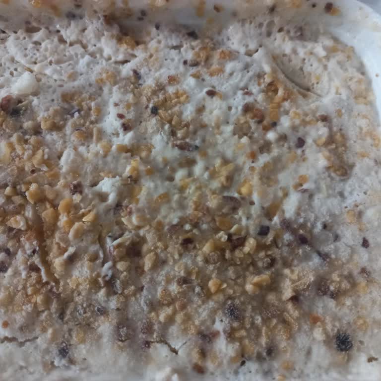 Aldığım Dondurma Delik Delik Ve Ekşi Çıktı, Mağduriyetimin Giderilmesini İstiyorum