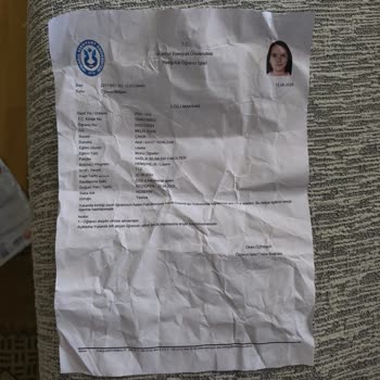 Resmi Evrak Kargoda Yırtıldı Ve Teslim Edilmedi, Mağdur Oldum