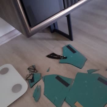 Konsol Takımı Aynalarında Tekrarlayan Kırılma Ve Servis Sorunu