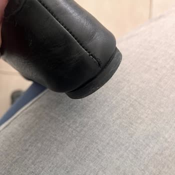 Elle'den Aldığım Ayakkabı İlk Giyişte Hasar Gördü, Müşteri Hizmetleri Yetersiz