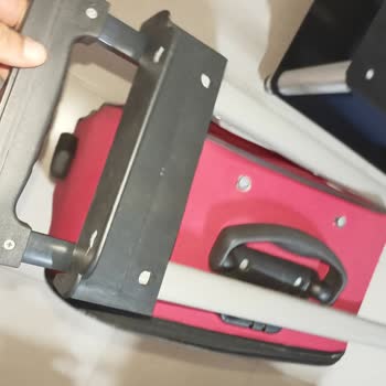 Valizim Kırıldı, İlgisiz Ve Çözüm Odaksız Yaklaşım Nedeniyle Mağdur Oldum