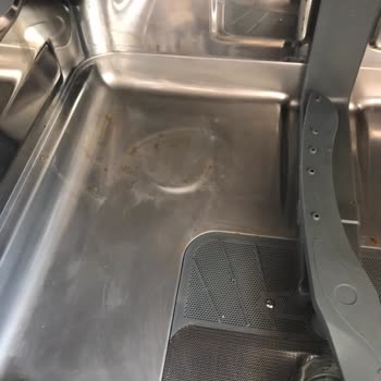 Yeni Alınan Samsung Bulaşık Makinesinde Paslanma Ve Servis İlgisizliği Mağduriyeti