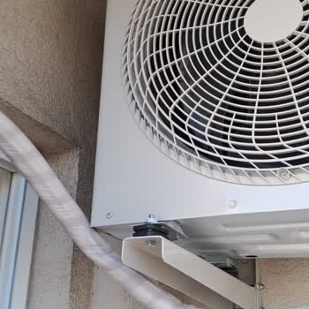 Yanlış Montaj Klimamın Görünümünü Bozdu Çözüm Bekliyorum