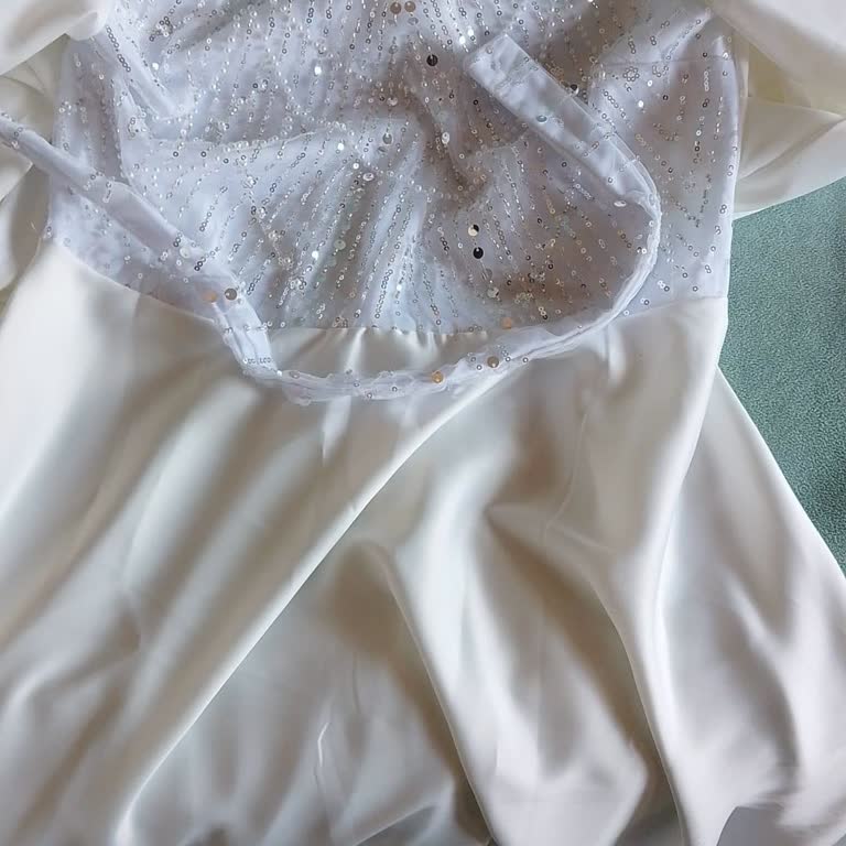 Aldığım Elbise Yerine Kullanılmış Çocuk Kıyafeti Gönderildi!