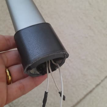 Philips 8000 Serisi Dikey Süpürge Sürekli Aynı Yerden Kırılıyor, Çözüm Yok