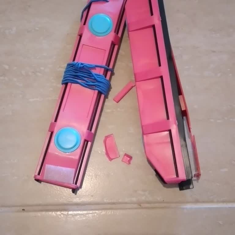 Eksik Ve Hasarlı Cam Temizlik Aparatı Teslimatı Sonrası İade Sorunu Ve İletişimsizlik
